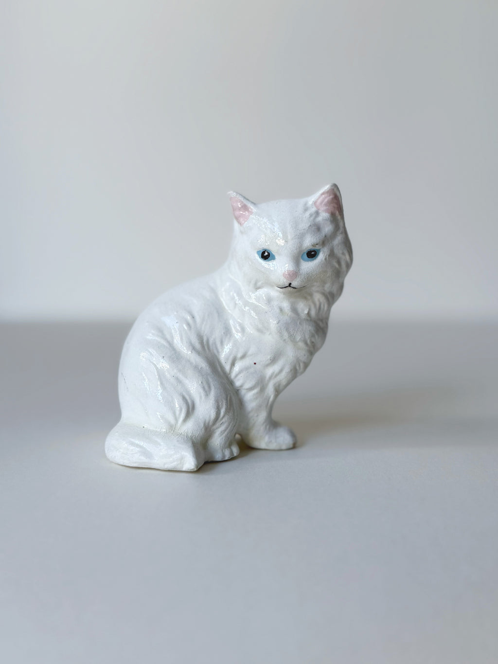 Vintage ceramic figurine｜白色波斯陶瓷貓貓